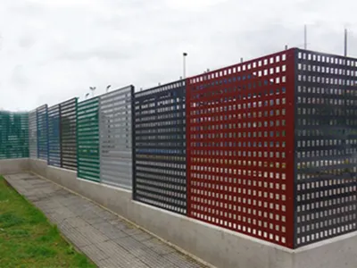 Kev ua tau zoo ntawm Square Qhov Perforated Hlau